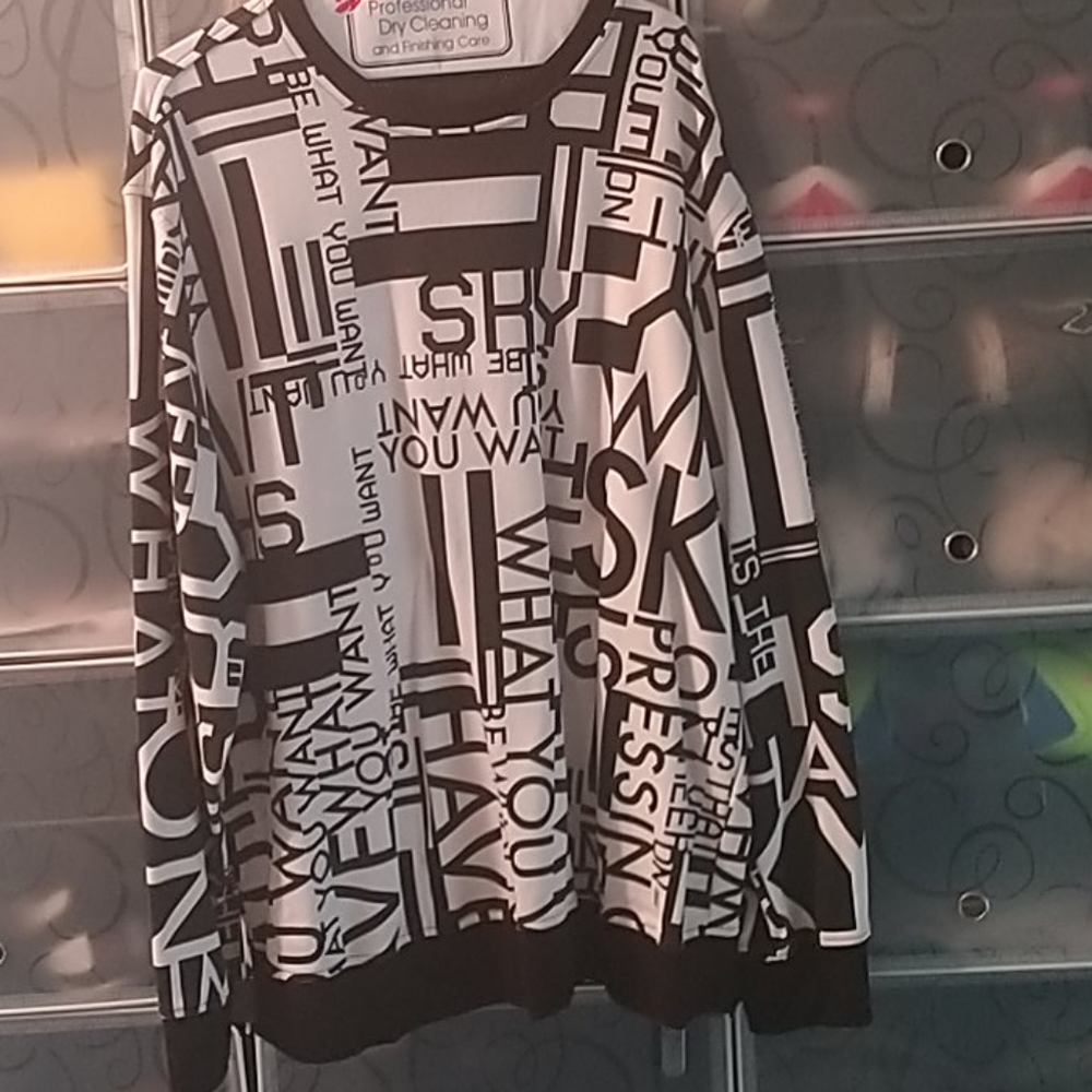 Sean John pull over sweater